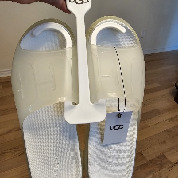 Ugg jella slides - Picture 2 of 5